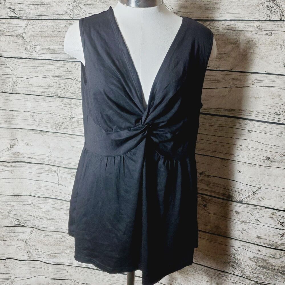 Just Fashion Now Black V-Neck Tank Top Size Large NWT